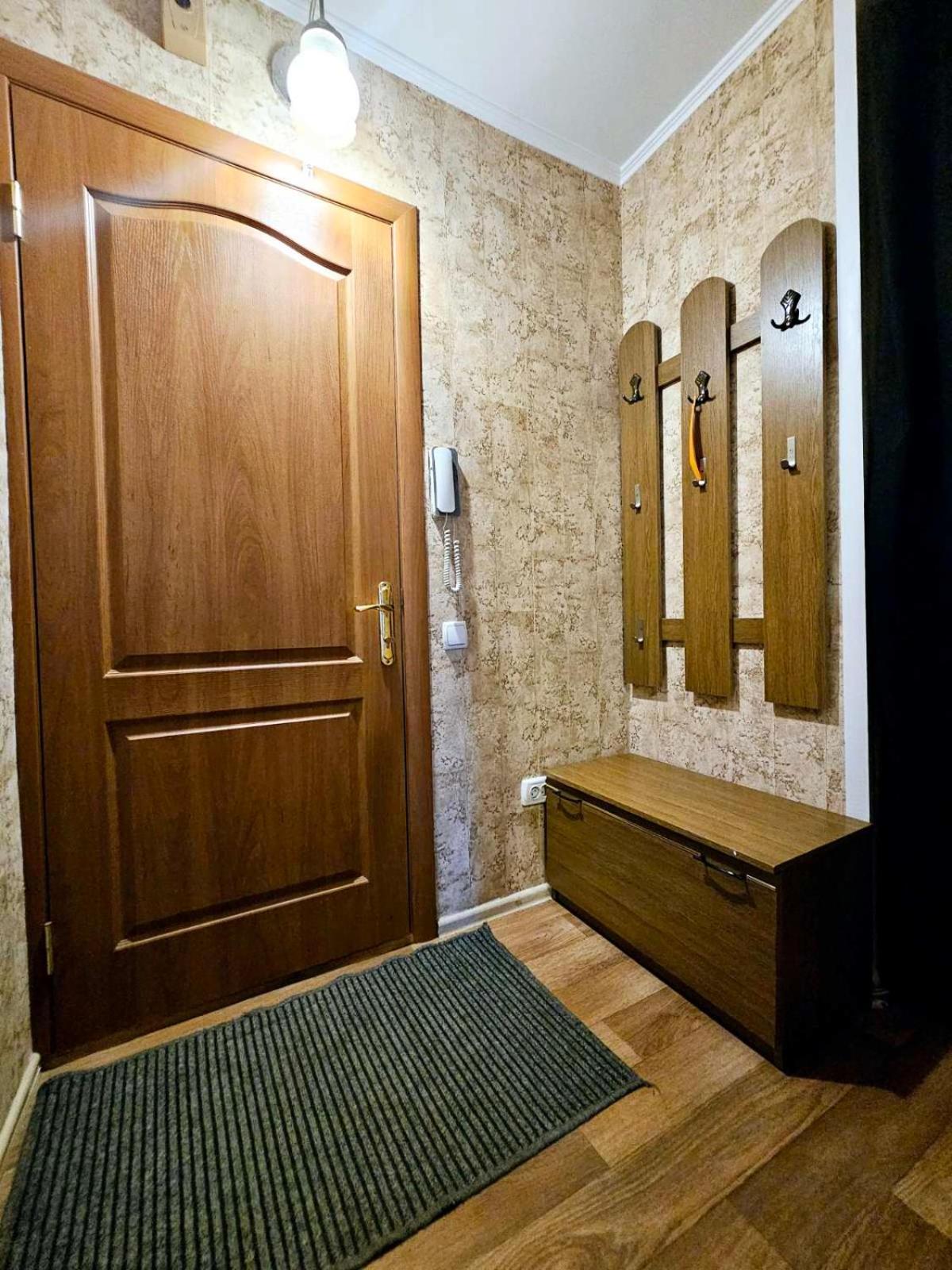Аккуратная , Чистая Квартира На Пр Гагарина 169 Dnipro Exterior foto